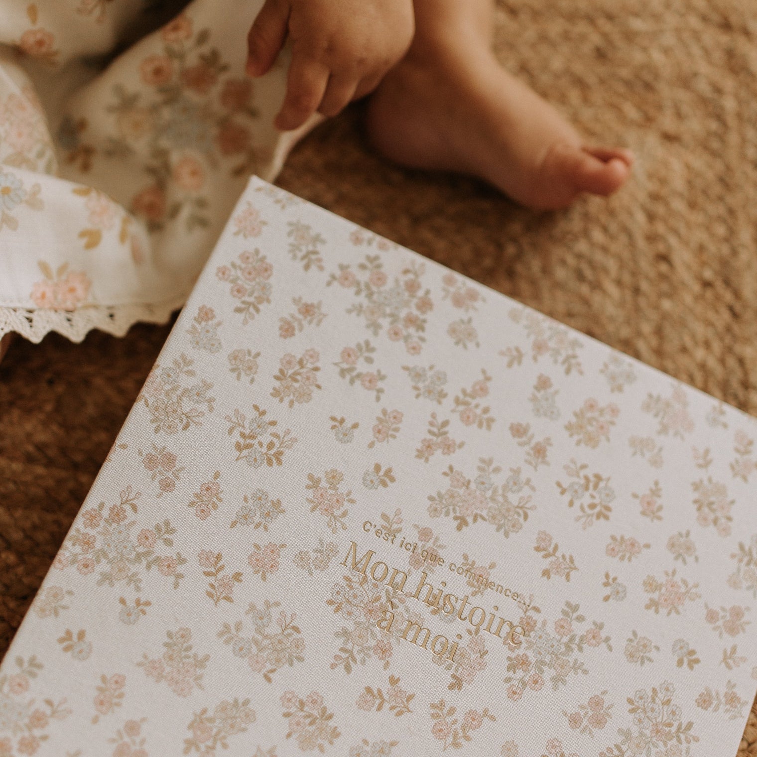 Livre de bébé -Fleurs Pastel