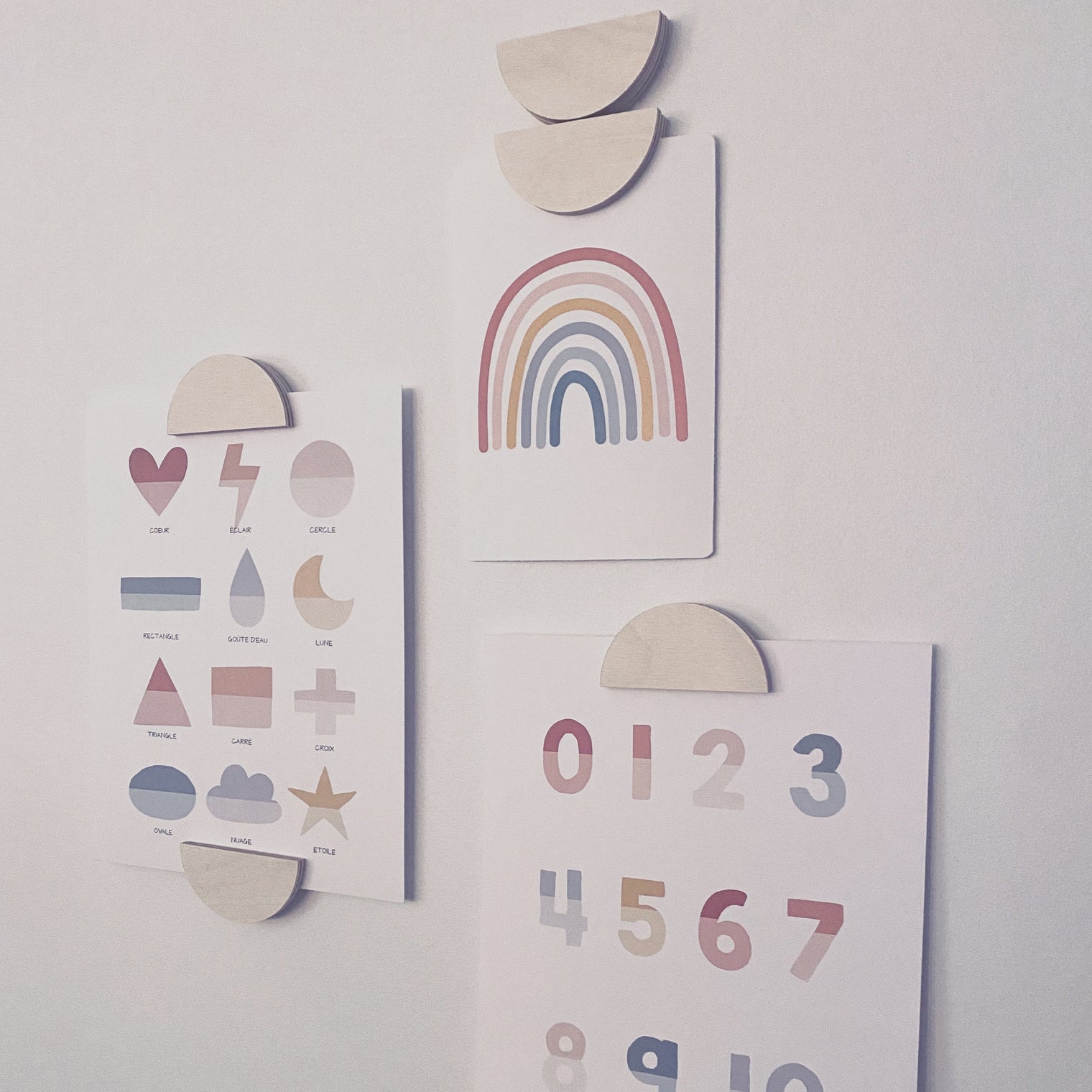 Support murale en bois aimanté