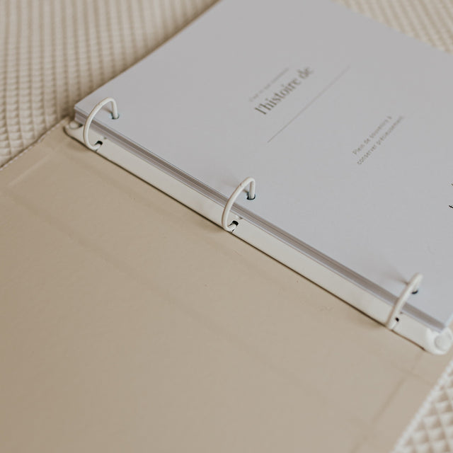 Livre de bébé - Ligné Beige