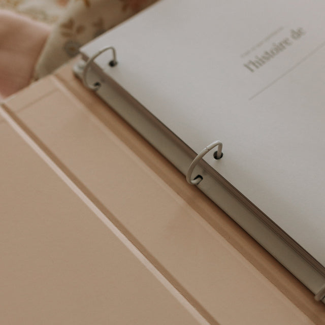 Livre de bébé -Fleurs Pastel