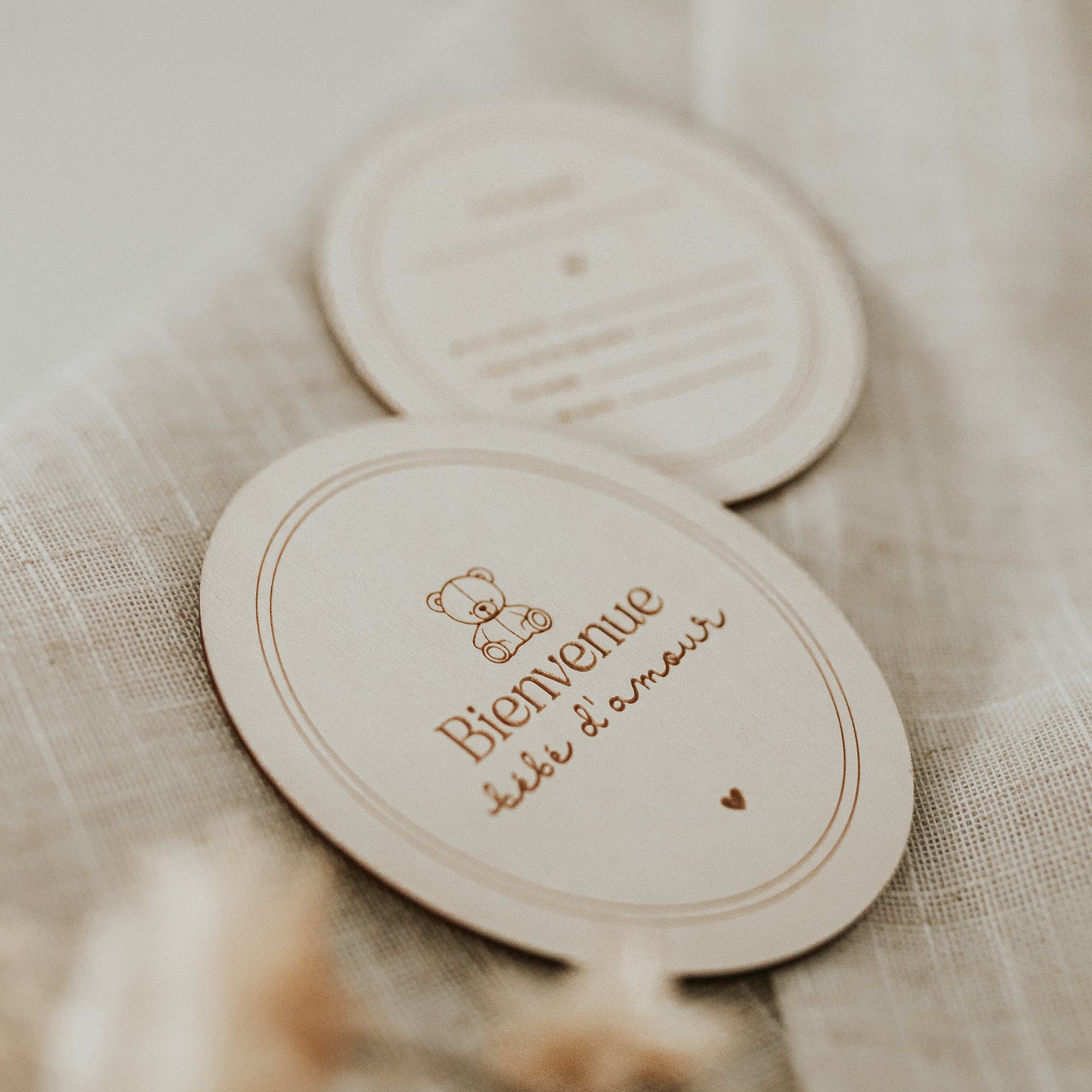 Pastille de bois - Naissance ourson