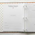Livre bébé, Journal bébé, Planificateur de grossesse, Journal de grossesse, Cadeau de nouvelle maman, Baby Shower, Cadeau de shower, Cadeau de grossesse, Future maman, Souvenirs, mon histoire à moi, Album de bébé, Livre souvenirs, Livre cartable de bébé, Designer au Québec, Tissu orcre, Estampage or